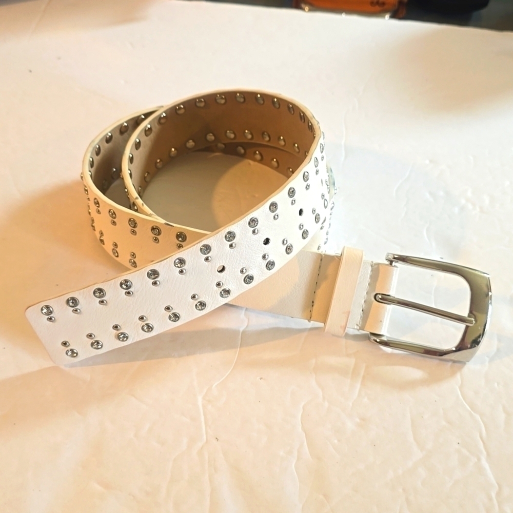 Womens White Rhinestones Bling Belt Silver Buckle Western Sparkle Sz.Small